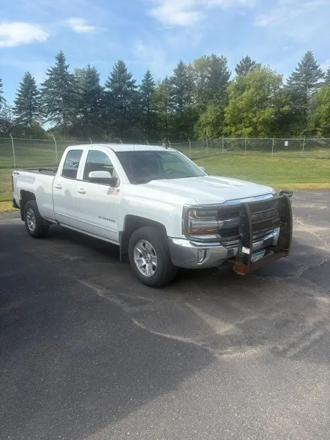 FOR SALE:  2018 Chevy 1500 crew cab 4x4